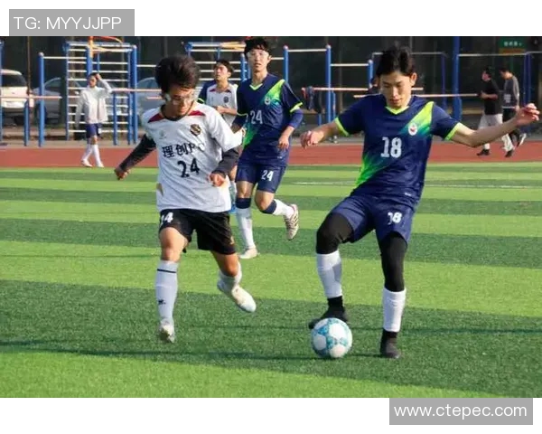 当足球巨星用脚步说话赛场瞬间化身舞池燃动全场 当足球巨星用脚步说话赛场瞬间化身舞池燃动全场