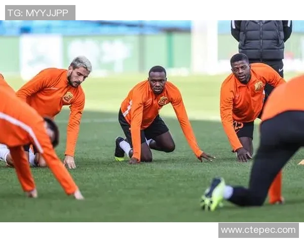 足球明星崛起之路:从少年梦想到全球顶级球员的奋斗历程 足球明星崛起之路:从少年梦想到全球顶级球员的奋斗历程